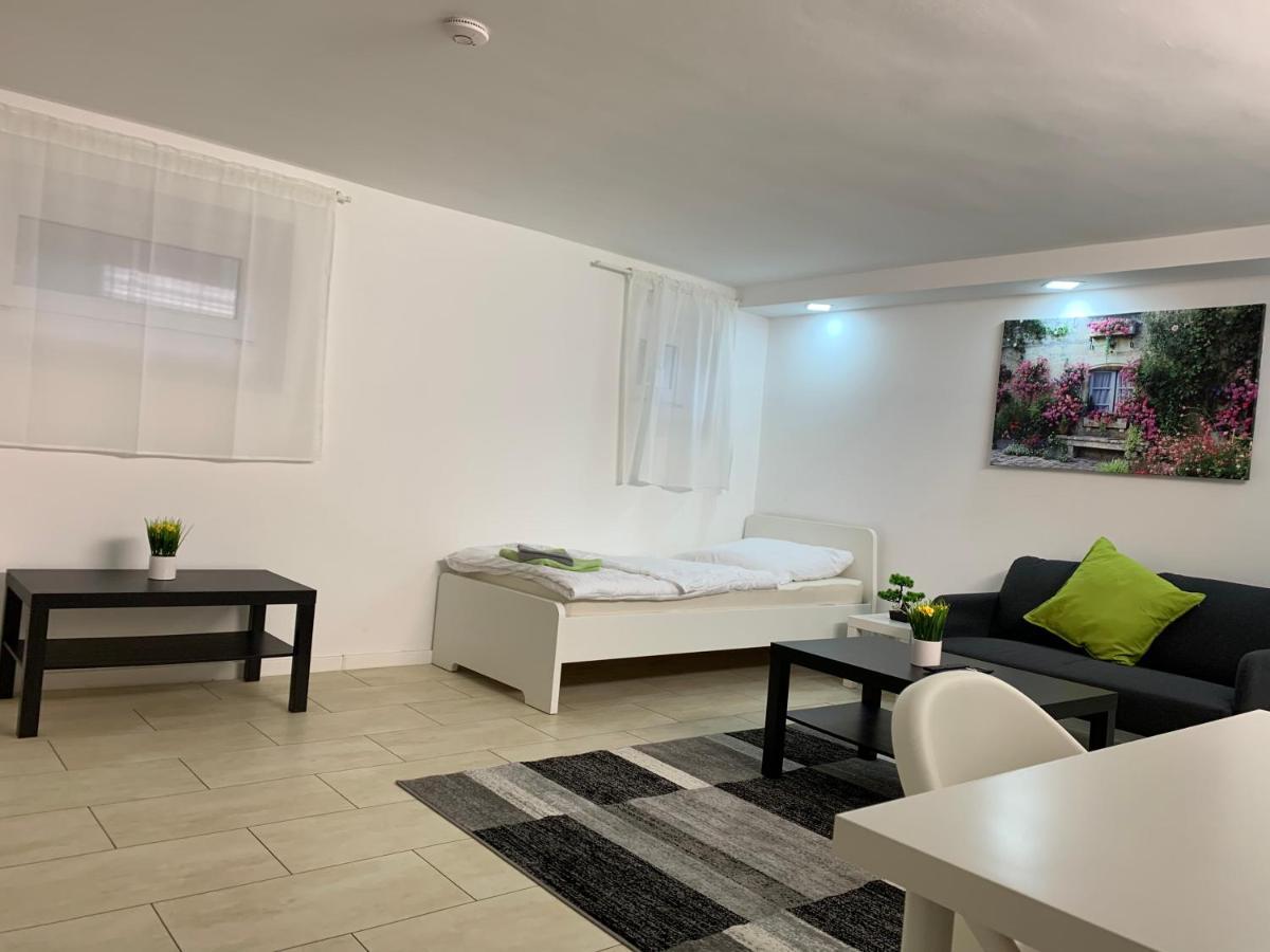 Cityapartment Platinum Mit Balkon Bzw,Terrasse Bielefeld Bagian luar foto