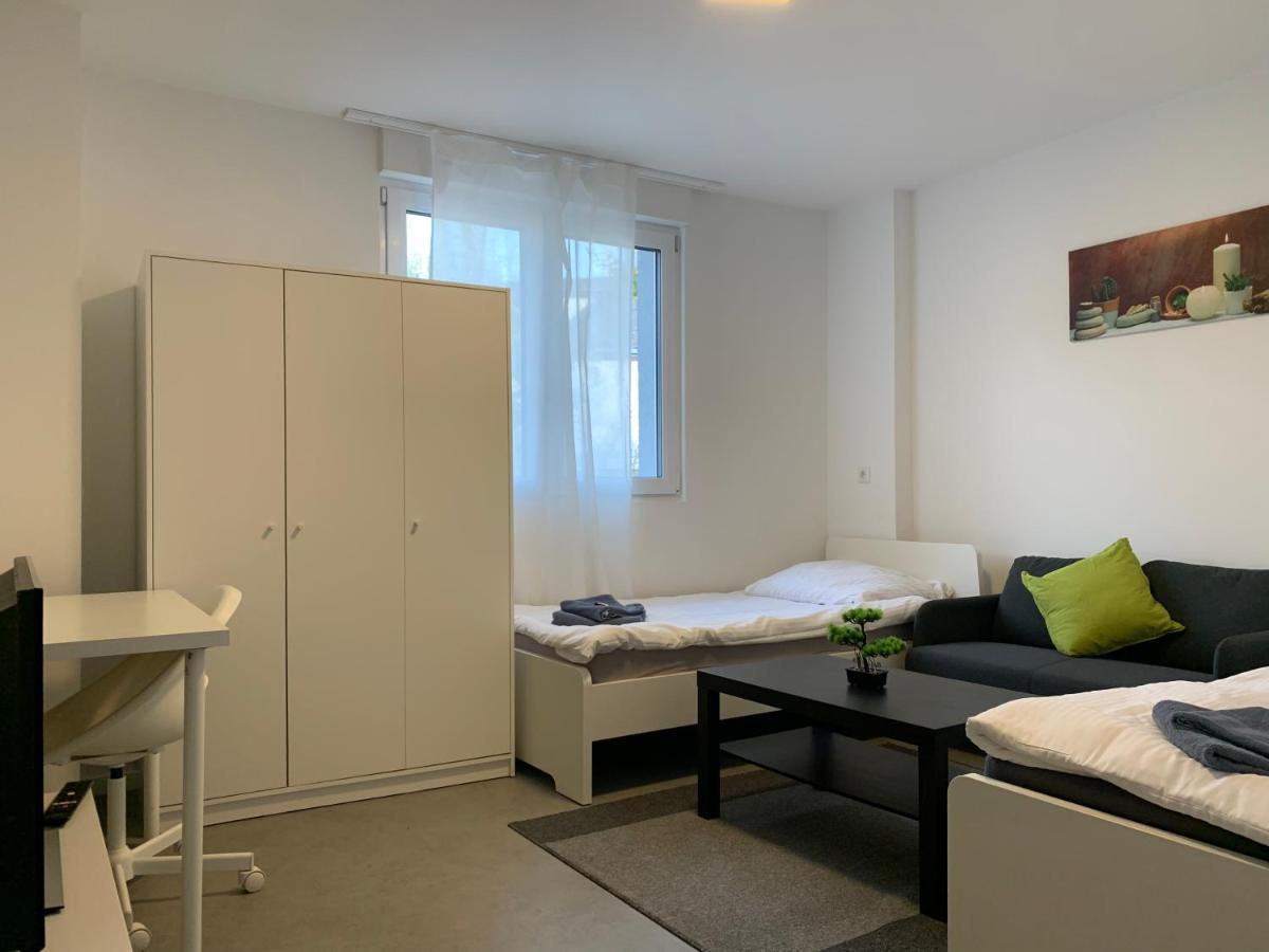 Cityapartment Platinum Mit Balkon Bzw,Terrasse Bielefeld Bagian luar foto