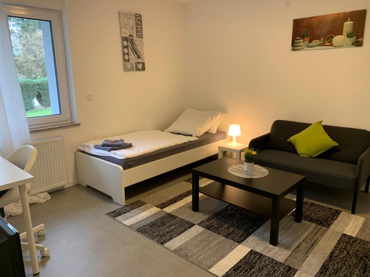 Cityapartment Platinum Mit Balkon Bzw,Terrasse Bielefeld Bagian luar foto