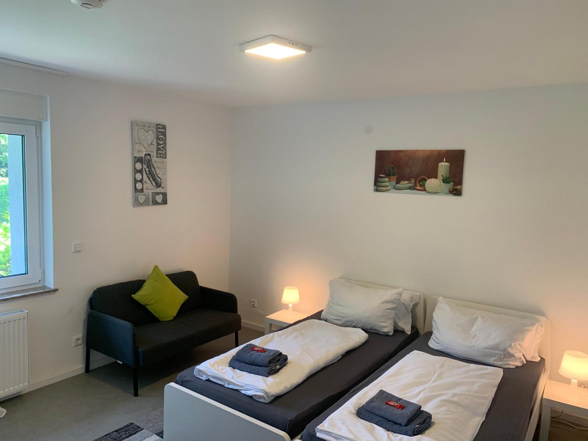 Cityapartment Platinum Mit Balkon Bzw,Terrasse Bielefeld Bagian luar foto